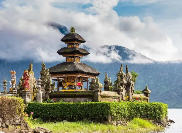 Bali-Szingapúr szilveszterkor kép