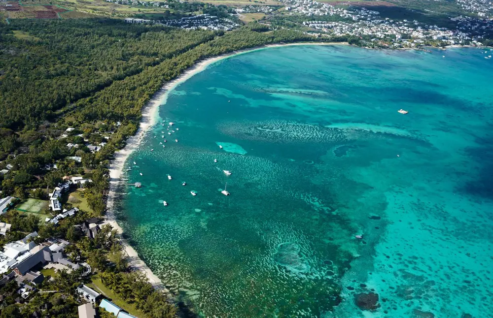 mauritius óceánpart strand felülnézetből