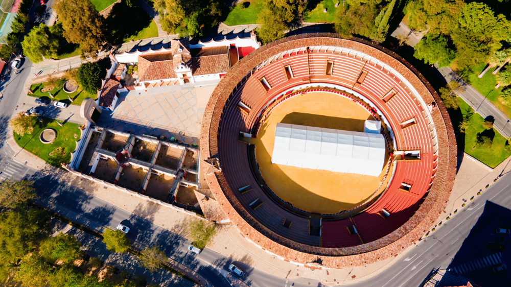 A Plaza de Toros bikaviadal aréna fenti nézetből