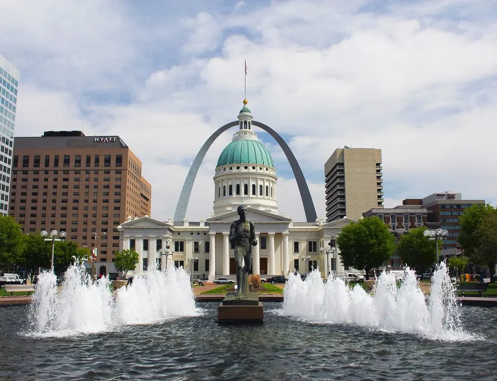 route 66  st louis gateway arch 66 mortons