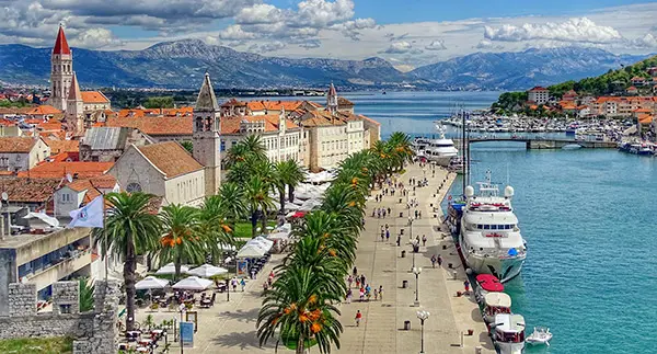 horvátország utazás hajóút csoportos utazás buszos kirándulás pula rovinj dubrovnik zágráb krk rab crkvenica plitvice belépő porec zadar szálláshelyek trogir