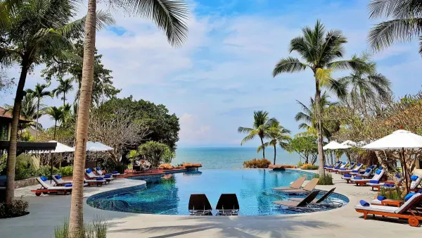BANGKOK PIHENÉSSEL JOMTIEN BEACHEN ***** kép