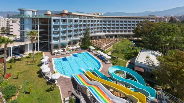 GRAND KAPTAN HOTEL ***** 1. kép