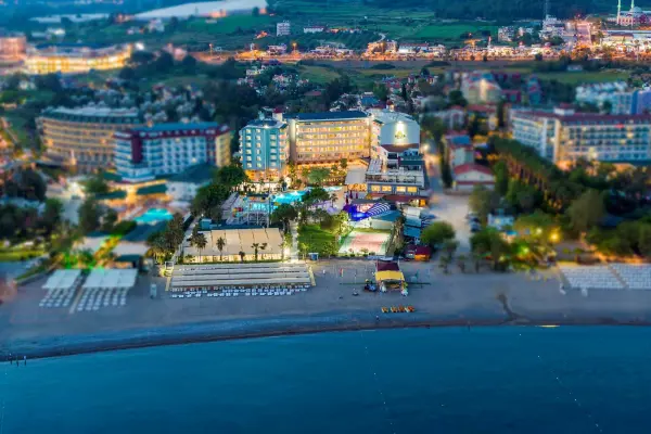 MERIDIA BEACH HOTEL ***** 1. kép