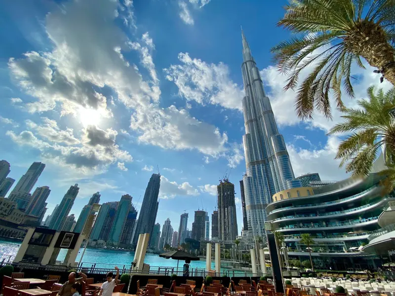 Harc a turistákért: Olcsóbb lett az alkohol Dubajban kép