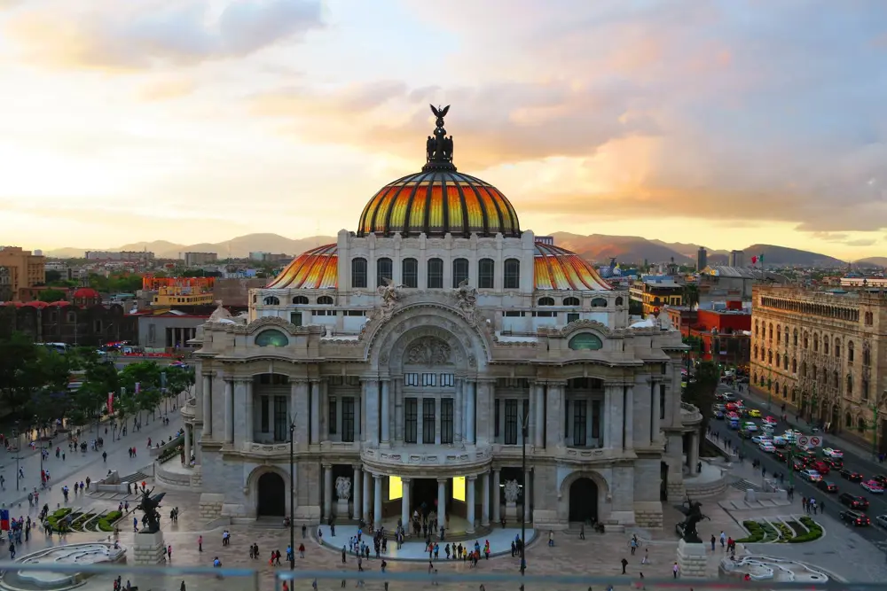 mexikóváros tudnivalók utazáshoz opera épülete