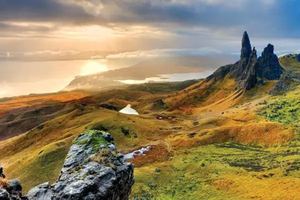 SKÓCIA REPÜLŐVEL - A Skót-felföld kastélyai, Edinburgh, Loch Ness... 1. kép